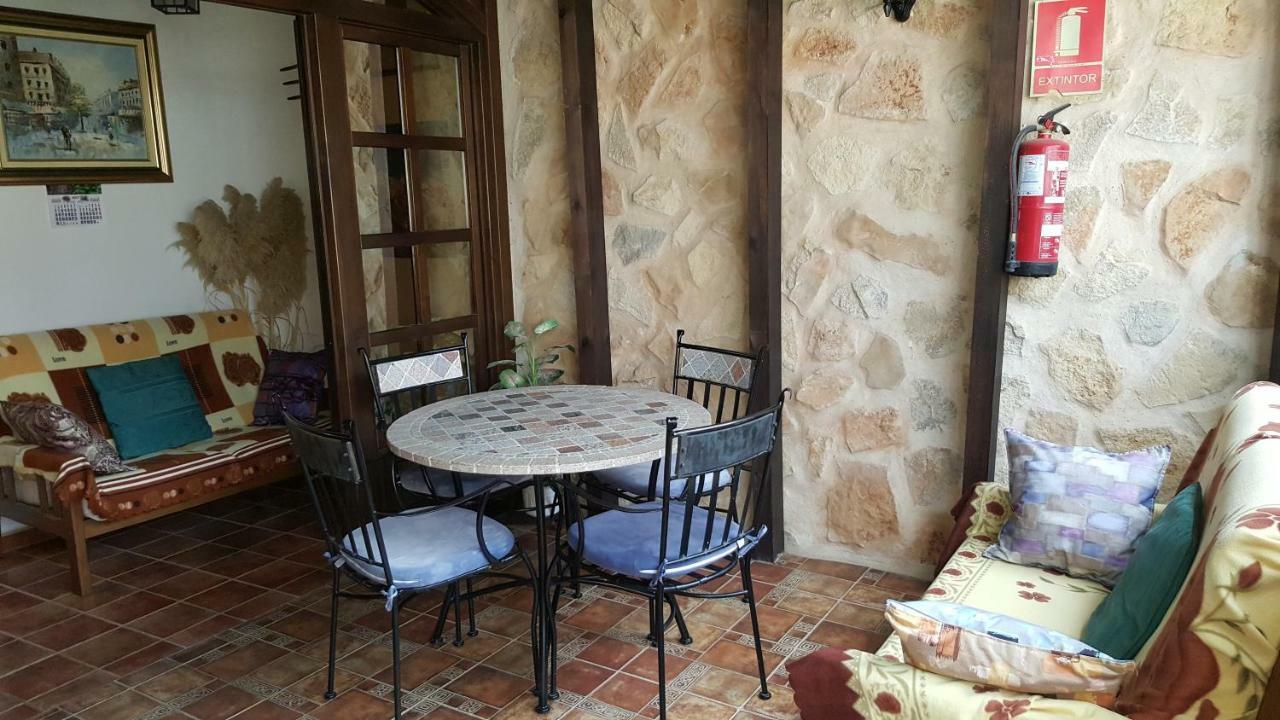 Rincon De Sandra Guest House Monteagudo De Las Salinas Екстериор снимка